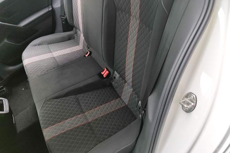 Used Volkswagen Lamando 2019 230TSI DSG Vision Edition China VI Standard Left Rear Seat