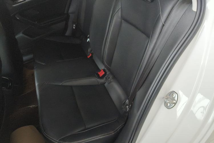 Used Volkswagen Lamando 2019 230TSI DSG Fashion Edition China VI Left Rear Seat