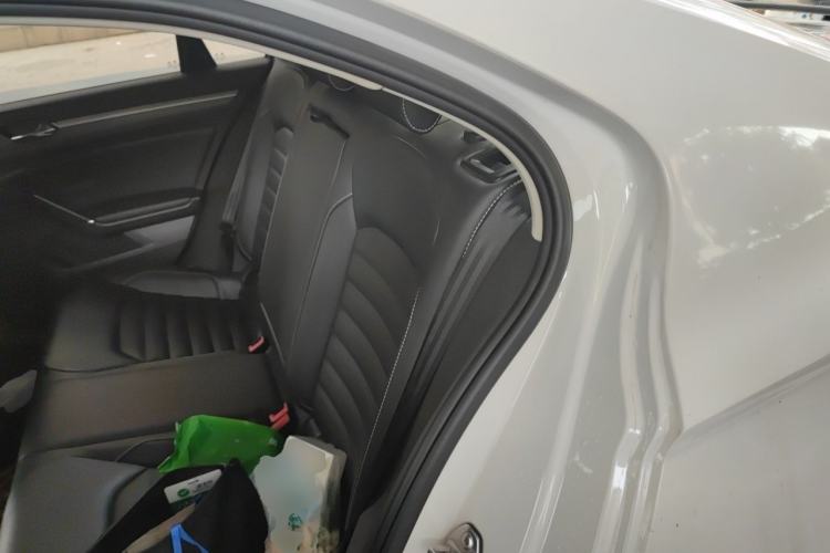 Used Volkswagen Lamando 2019 280TSI DSG Comfort Edition China VI standard Left Rear Seat