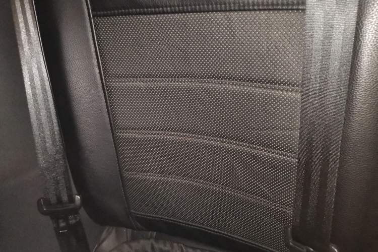 Used Volkswagen Lamando 2019 230TSI DSG Fashion Edition China VI Left Rear Seat