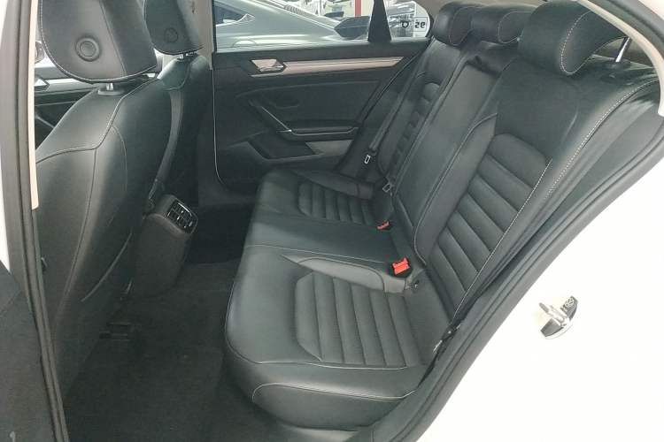 Used Volkswagen Lamando 2019 280TSI DSG Comfort Edition China VI standard Left Rear Seat