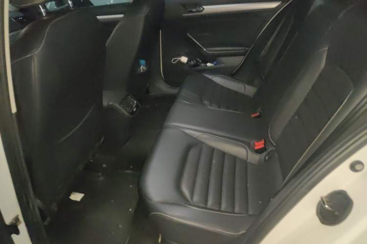 Used Volkswagen Lamando 2019 280TSI DSG Comfort Edition China V Standard Left Rear Seat