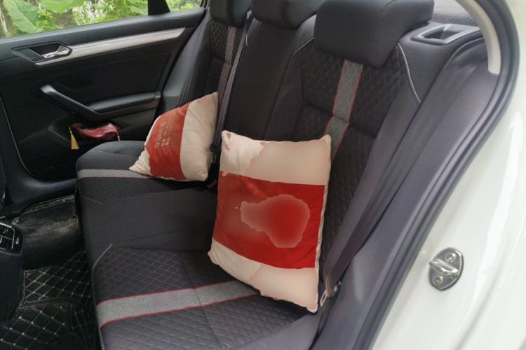 Used Volkswagen Lamando 2019 230TSI DSG Fashion Edition China VI Left Rear Seat