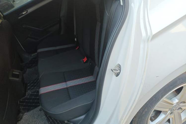 Used Volkswagen Lamando 2019 230TSI DSG Fashion Edition China VI Left Rear Seat