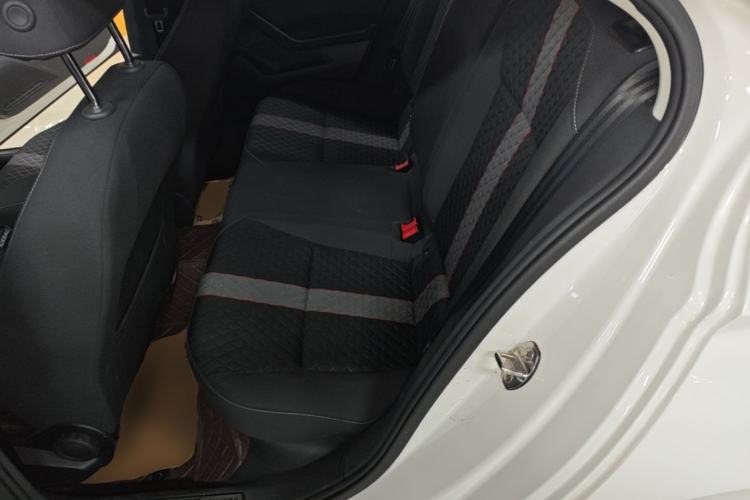 Used Volkswagen Lamando 2019 230TSI DSG Fashion Edition China V Standard Left Rear Seat