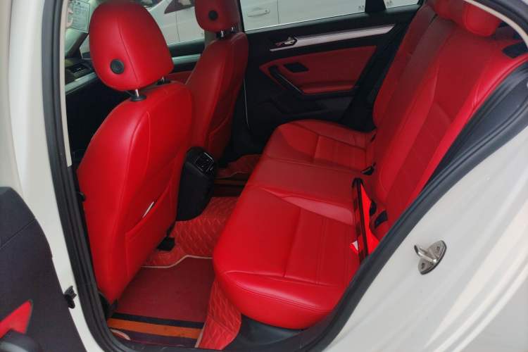 Used Volkswagen Lamando 2019 230TSI DSG Vision Edition China VI Standard Left Rear Seat