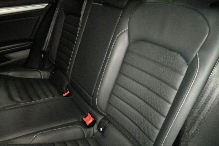 Used Volkswagen Lamando 2019 280TSI DSG Comfort Edition China V Standard Left Rear Seat