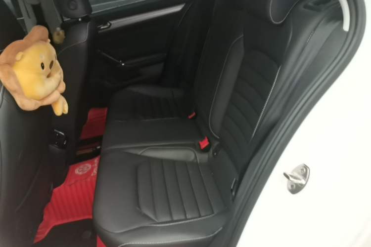 Used Volkswagen Lamando 2019 280TSI DSG Comfort Edition China V Standard Left Rear Seat
