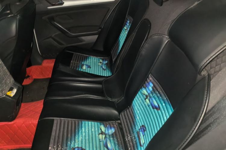 Used Volkswagen Lamando 2019 230TSI DSG Fashion Edition China V Standard Left Rear Seat