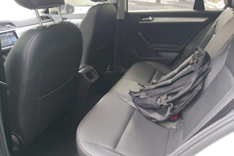 Used Volkswagen Lamando 2019 230TSI DSG Fashion Edition China V Standard Left Rear Seat