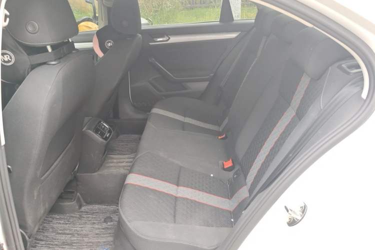 Used Volkswagen Lamando 2019 230TSI DSG Fashion Edition China V Standard Left Rear Seat