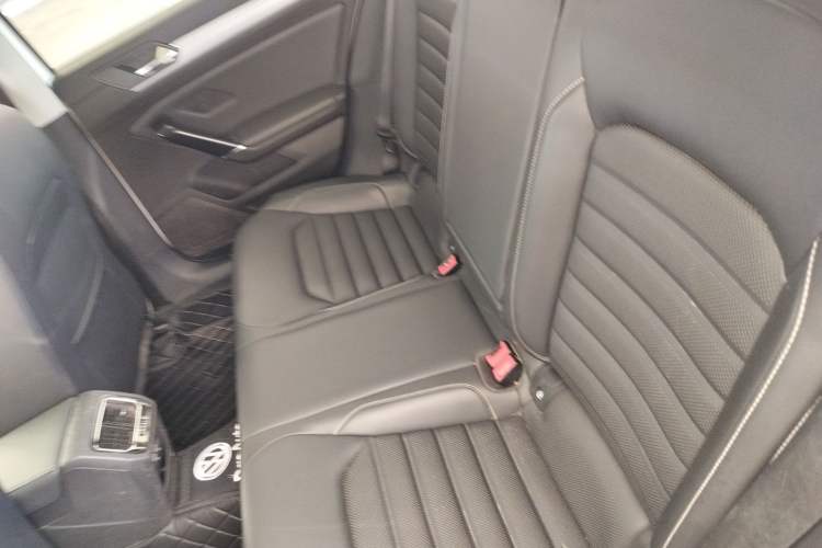 Used Volkswagen Lamando 2019 280TSI DSG Comfort Edition China VI standard Left Rear Seat