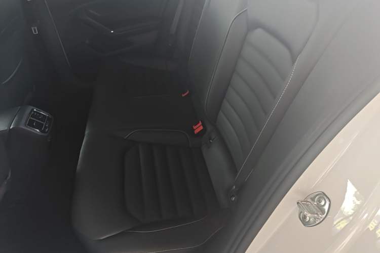 Used Volkswagen Lamando 2019 280TSI DSG Comfort Edition China V Standard Left Rear Seat