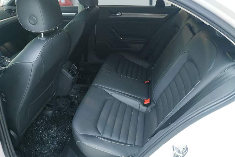 Used Volkswagen Lamando 2019 280TSI DSG Comfort Edition China V Standard Left Rear Seat