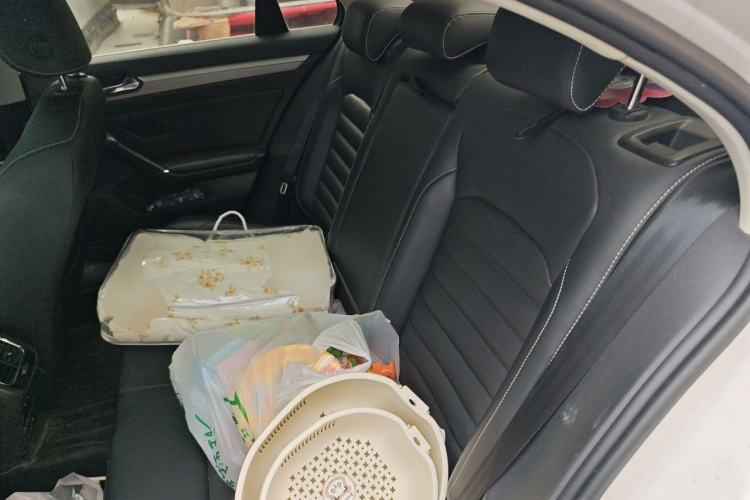 Used Volkswagen Lamando 2019 280TSI DSG Comfort Edition China VI standard Left Rear Seat