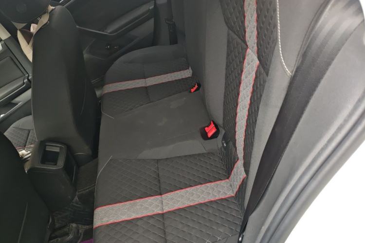 Used Volkswagen Lamando 2019 230TSI DSG Fashion Edition China VI Left Rear Seat