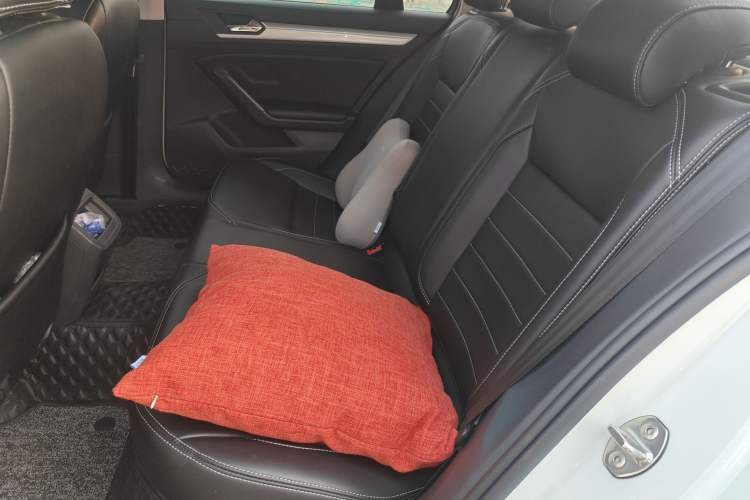 Used Volkswagen Lamando 2019 230TSI DSG Vision Edition China VI Standard Left Rear Seat
