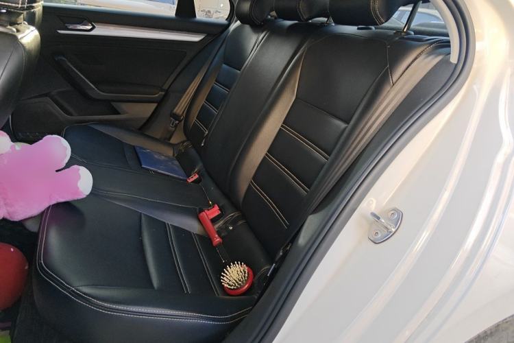 Used Volkswagen Lamando 2019 230TSI DSG Fashion Edition China VI Left Rear Seat