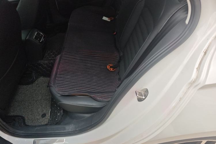 Used Volkswagen Lamando 2019 280TSI DSG Comfort Edition China VI standard Left Rear Seat