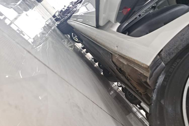 Used Volkswagen Lamando 2019 280TSI DSG Comfort Edition China V Standard Left Side Sill