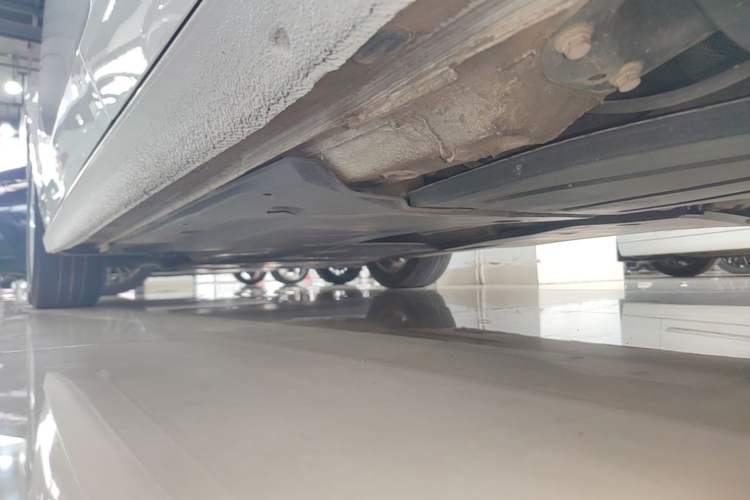 Used Volkswagen Lamando 2019 230TSI DSG Fashion Edition China V Standard Left Side Sill