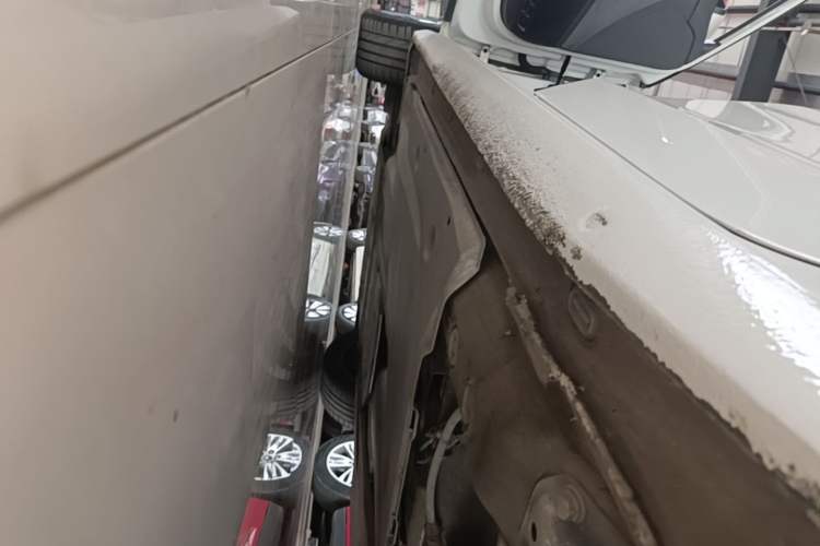 Used Volkswagen Lamando 2019 280TSI DSG Comfort Edition China VI standard Left Side Sill