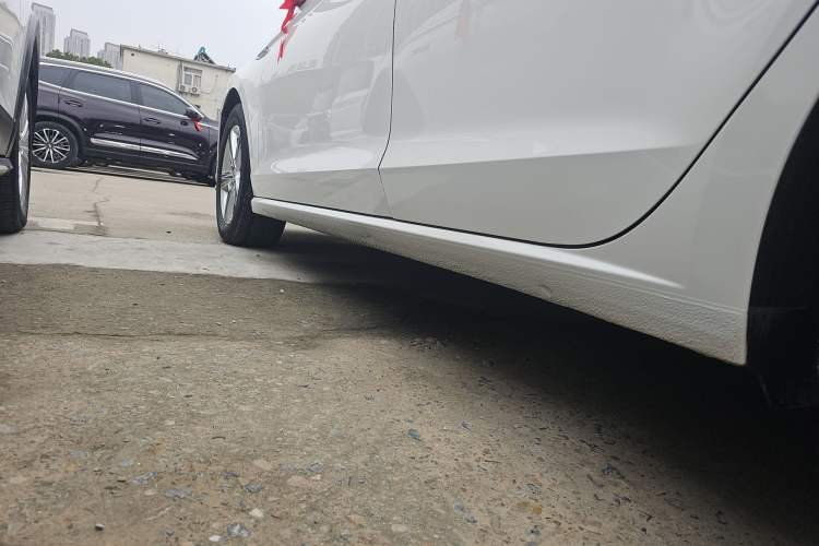 Used Volkswagen Lamando 2019 230TSI DSG Fashion Edition China VI Left Side Sill