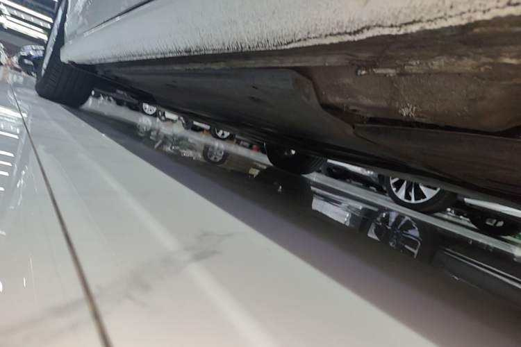 Used Volkswagen Lamando 2019 230TSI DSG Vision Edition China VI Standard Left Side Sill
