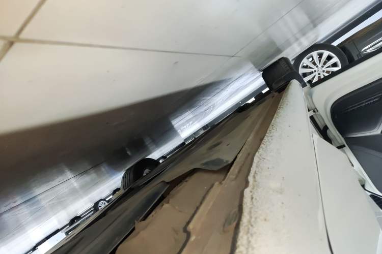 Used Volkswagen Lamando 2019 230TSI DSG Fashion Edition China VI Left Side Sill
