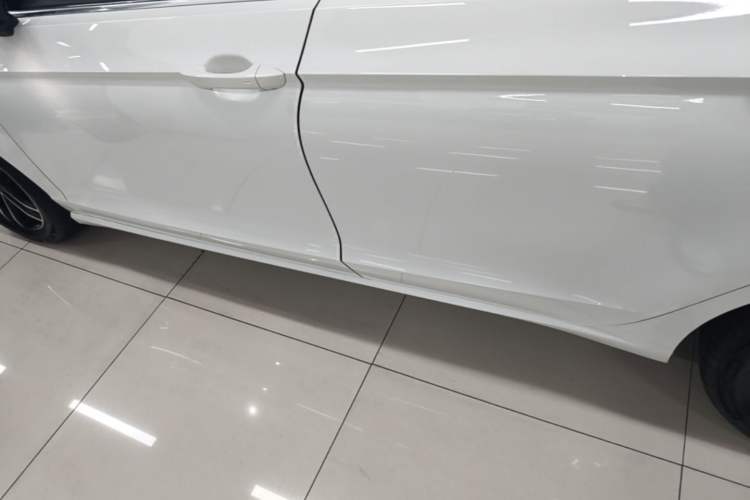 Used Volkswagen Lamando 2019 280TSI DSG Comfort Edition China V Standard Left Side Sill