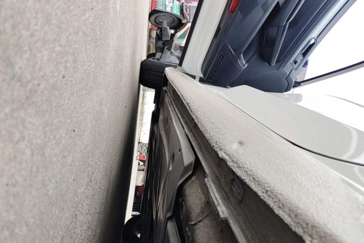 Used Volkswagen Lamando 2019 230TSI DSG Fashion Edition China V Standard Left Side Sill
