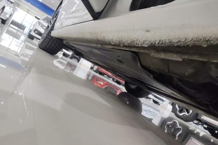 Used Volkswagen Lamando 2019 280TSI DSG Comfort Edition China V Standard Left Side Sill