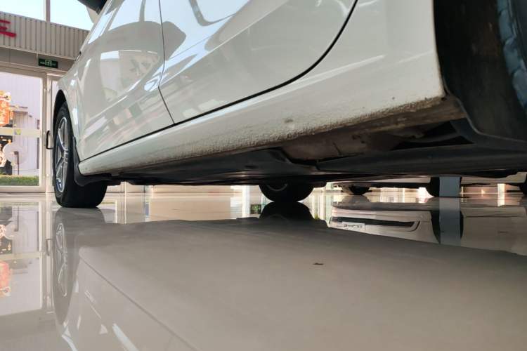 Used Volkswagen Lamando 2019 230TSI DSG Fashion Edition China V Standard Left Side Sill