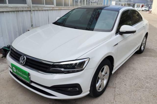 Ojetý Volkswagen Lamando 2019 230TSI DSG Fashion Edition China V Standard