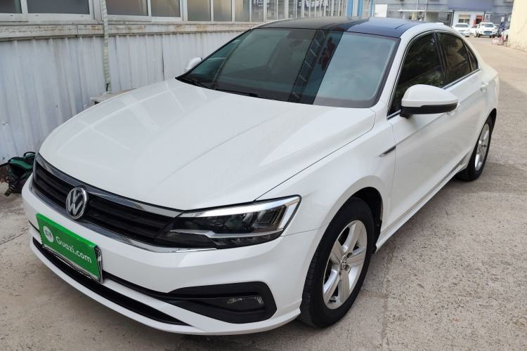 Used Volkswagen Lamando 2019 230TSI DSG Fashion Edition China V Standard Guazi used car, China used car export, Used car for sale, Used  cars, Cheapest cars for sale
