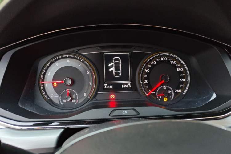 Used Volkswagen Lamando 2019 280TSI DSG Comfort Edition China V Standard Odometer Close Up