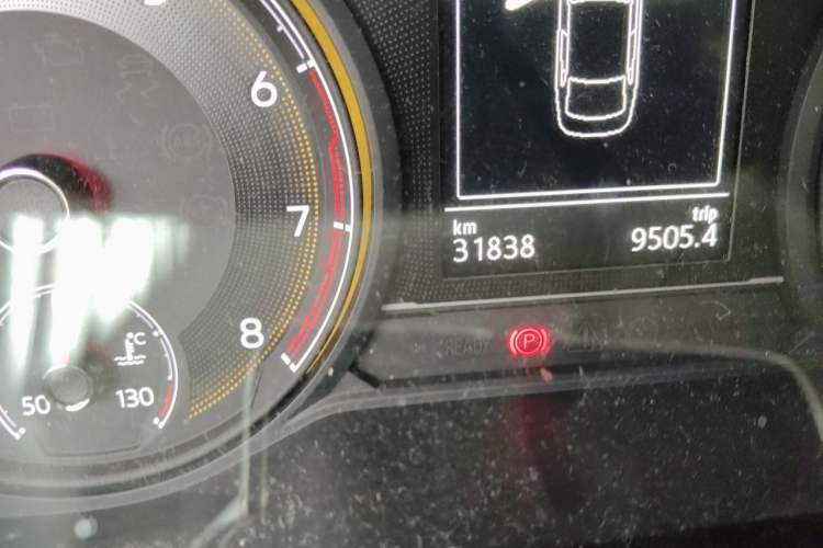 Used Volkswagen Lamando 2019 280TSI DSG Comfort Edition China VI standard Odometer Close Up