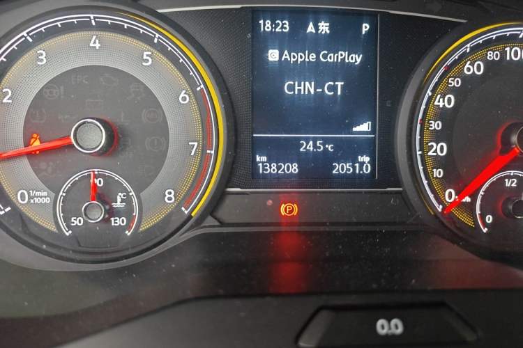 Used Volkswagen Lamando 2019 280TSI DSG Comfort Edition China VI standard Odometer Close Up