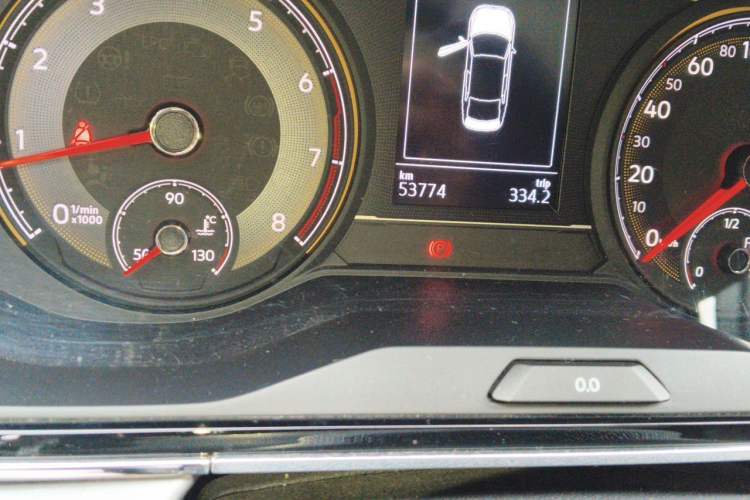 Used Volkswagen Lamando 2019 280TSI DSG Comfort Edition China VI standard Odometer Close Up