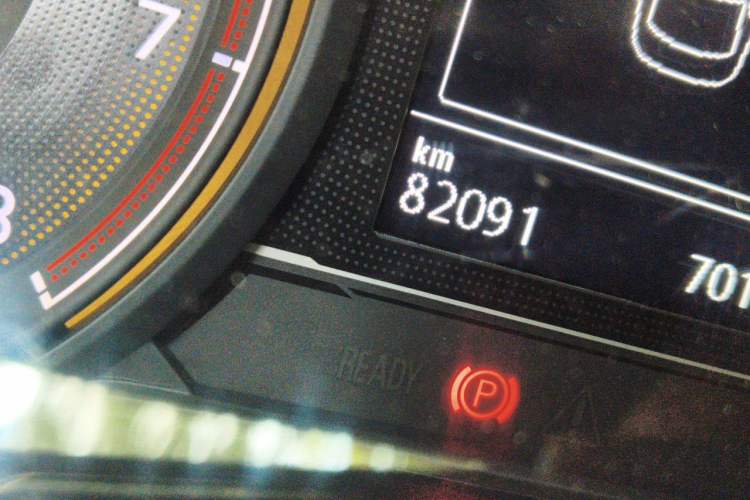 Used Volkswagen Lamando 2019 280TSI DSG Comfort Edition China VI standard Odometer Close Up