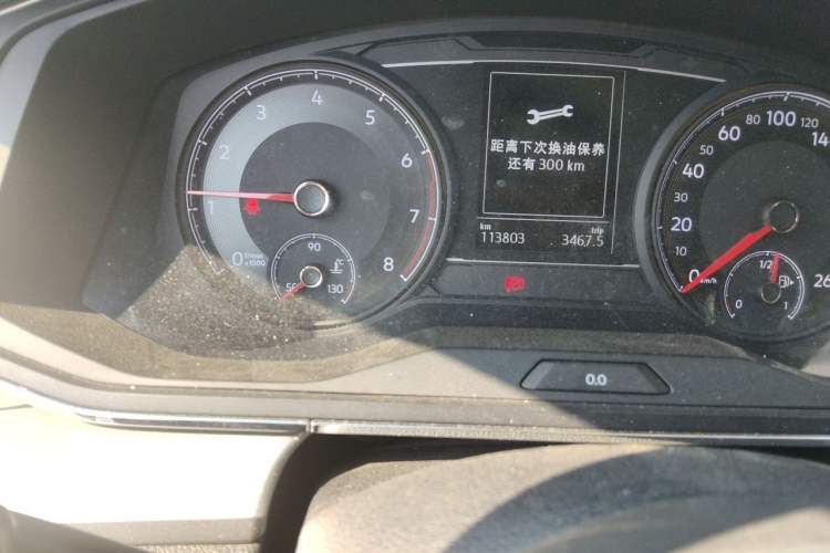 Used Volkswagen Lamando 2019 230TSI DSG Fashion Edition China VI Odometer Close Up