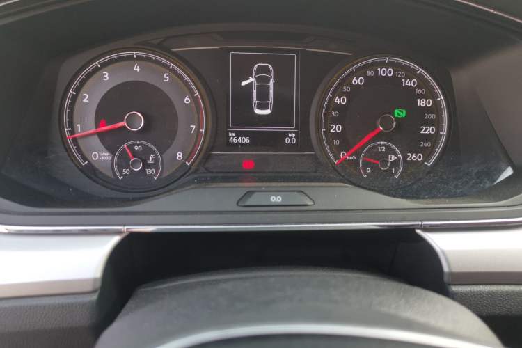 Used Volkswagen Lamando 2019 230TSI DSG Fashion Edition China V Standard Odometer Close Up