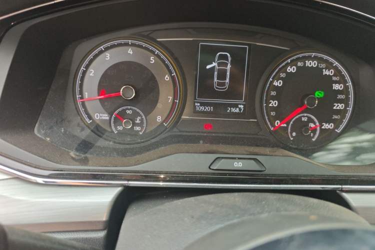 Used Volkswagen Lamando 2019 280TSI DSG Comfort Edition China VI standard Odometer Close Up