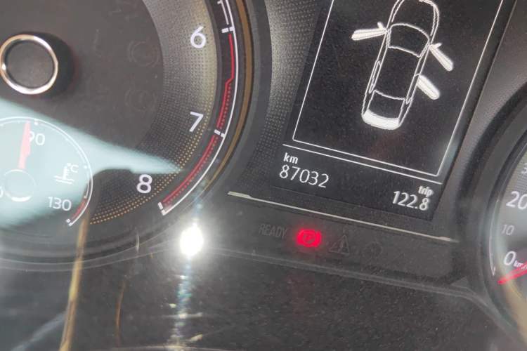 Used Volkswagen Lamando 2019 280TSI DSG Comfort Edition China V Standard Odometer Close Up