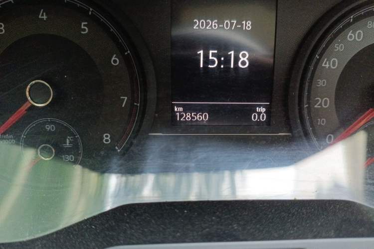 Used Volkswagen Lamando 2019 280TSI DSG Comfort Edition China V Standard Odometer Close Up