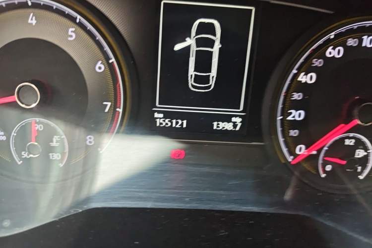 Used Volkswagen Lamando 2019 230TSI DSG Fashion Edition China VI Odometer Close Up