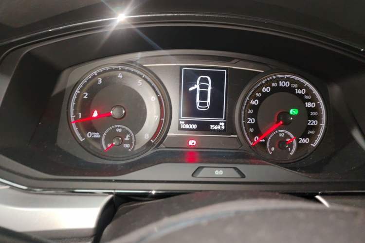 Used Volkswagen Lamando 2019 230TSI DSG Fashion Edition China V Standard Odometer Close Up