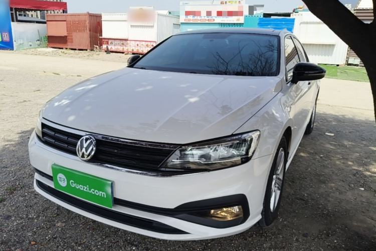 Używany Volkswagen Lamando 2019 230TSI DSG Fashion Edition China VI Guazi used car, China used car export, Used car for sale, Used cars, Cheapest cars for sale