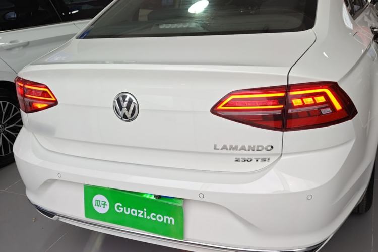 Used Volkswagen Lamando 2019 230TSI DSG Fashion Edition China V Standard Rear