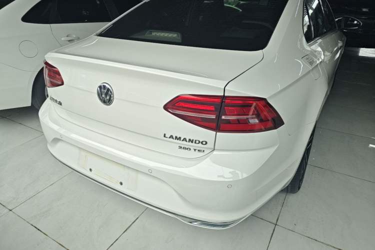 Used Volkswagen Lamando 2019 280TSI DSG Comfort Edition China V Standard Rear
